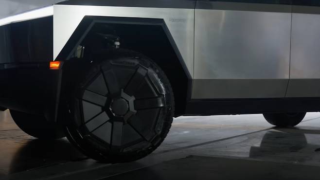 테슬라 사이버트럭