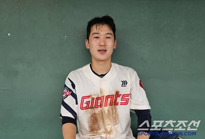 인터뷰에 임한 롯데 김세민. 김영록 기자