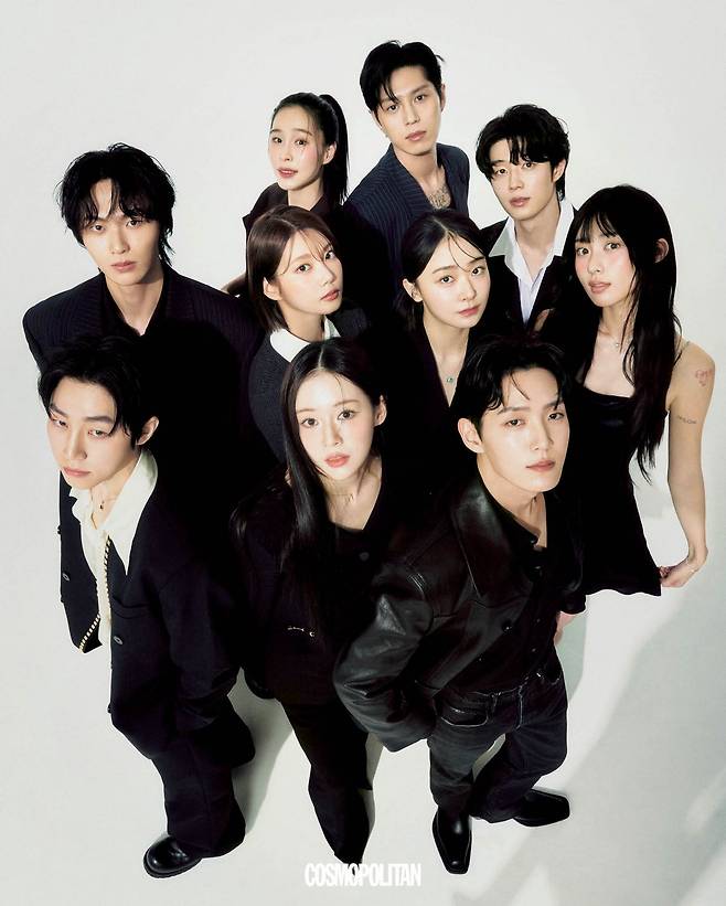 (왼쪽 위부터, 정혜임)밀리터리 재킷 Loewe. (곽민재)슈트 재킷 Recto. 이너 톱 스타일리스트 소장품. (조휘현)슈트 재킷 Eenk. 셔츠 스타일리스트 소장품. (김광태)슈트 재킷, 팬츠 모두 Acne Studios by Mue. 셔츠 스타일리스트 소장품. (박나언)미니드레스 스타일리스트 소장품. (박지연)재킷 Ganni. 목걸이 본인 소장품. (이지연)슬리브리스 미니드레스 Disel. 목걸이, 팔찌 본인 소장품. (정규민)스터드 재킷 Ernest W. Baker. 셔츠 Ann Demeulemeester. 팬츠, 슈즈 스타일리스트 소장품. 목걸이 본인 소장품. (이혜선)재킷, 팬츠 모두 Johnny Hates Jazz. 슈즈 Zara. 목걸이 본인 소장품. (이관우)레더 재킷 Lu'u Dan. 셔츠, 팬츠, 슈즈 스타일리스트 소장품.