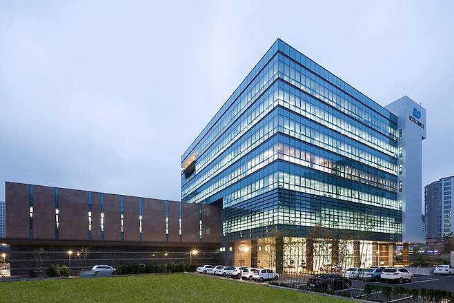 경기도 안양에 위치한 이오테크닉스