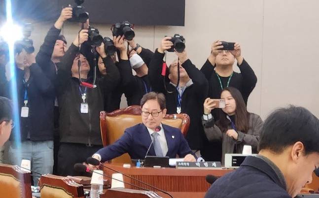 국회 법제사법위원회가 24일 서울 여의도 국회 본관에서 제1소위원회를 열었다. 박범계 소위원장이 의사봉을 두드리고 있다./사진=백지현 기자 jihyun100@