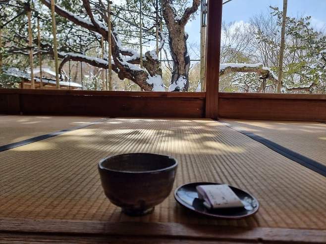 7fed8273b58069ff51ee84e642857173cb512d7131f31691d1b32e9a9a30b12a