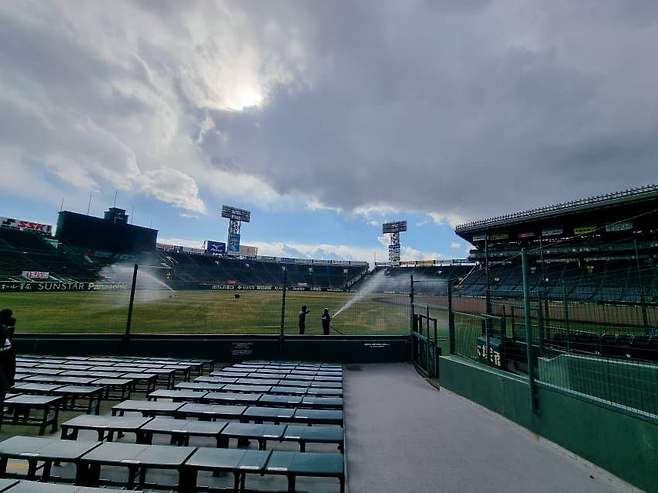 7fed8273b5806af651ee82e641837d73c2529742f14b8f13cb0cc91dcb9cecea