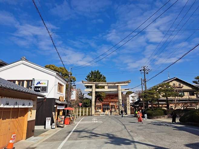 7fed8273b5806af351ee86e4418477738ee497dfe49f5857681aed40b1ac3151