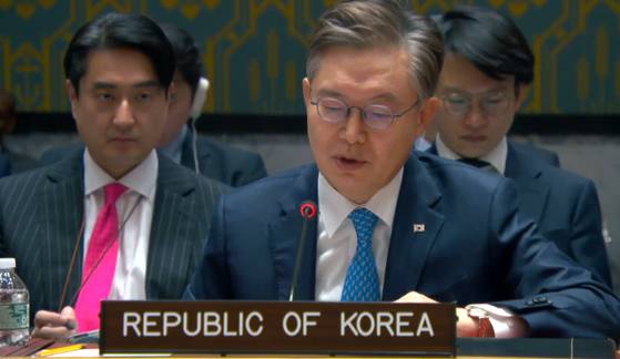 황준국 주유엔 대사가 지난해 1월 미국 뉴욕 유엔본부에서 열린 유엔 안보리 공식 회의에서 발언하는 모습. 유엔 웹티비 캡처