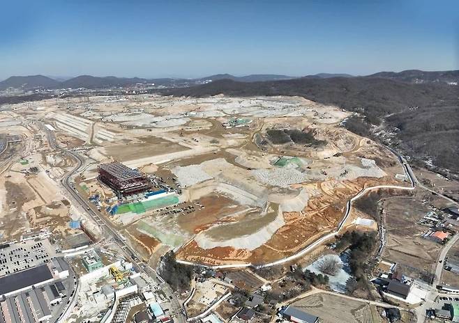 SK하이닉스가 용인 반도체 클러스터 내 1기 팹을 착공했다. / 사진=SK하이닉스 뉴스룸 화면갈무리