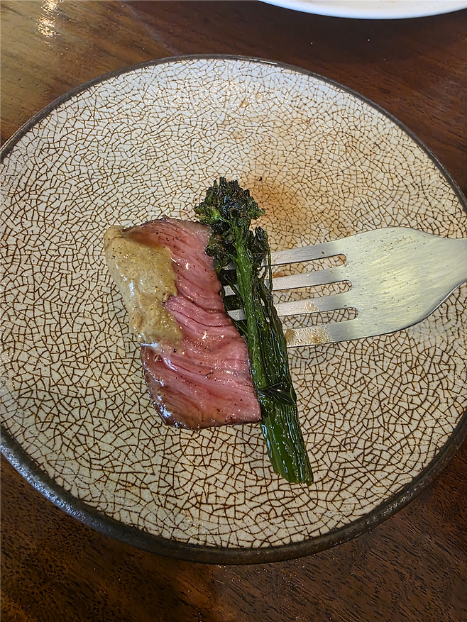 image.png 요리하는 돌아이 윤남노의 "디핀 옥수" 후기