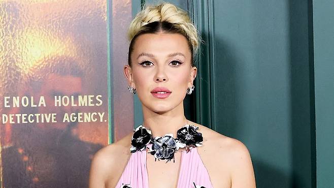 2023년 밀리 바비 브라운 모습./사진=Variety