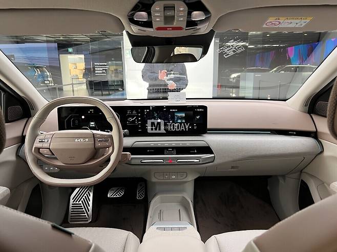 사진 : 기아 EV4 실내