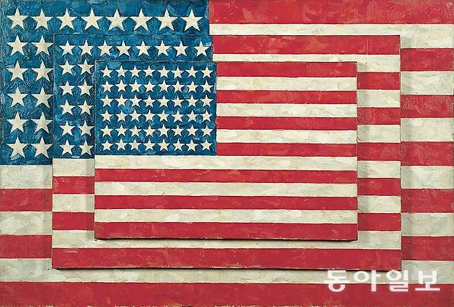 스콧 로스코프 휘트니미술관장이 좋아하는 작품 중 하나로 꼽은 재스퍼 존스의 ‘Three Flags’. © 2021 Jasper Johns / Licensed by VAGA at Artists Rights Society (ARS), New York