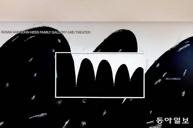 크리스틴 선 킴의 개인전 ‘All Day All Night’ 전시 전경. 휘트니미술관 제공. David Tufino 촬영.