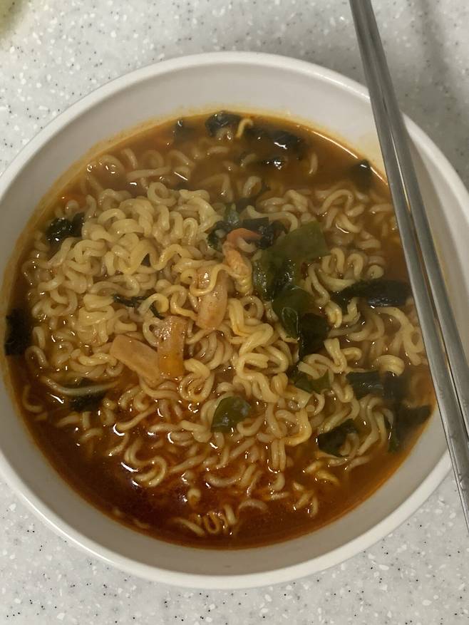 IMG_7470.jpeg 이번에 재출시한 농심 \'새우탕면 봉지\' 먹어본 후기