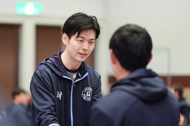 ▲ 신유열 롯데지주 미래성장실장&nbsp;ⓒ롯데 자이언츠