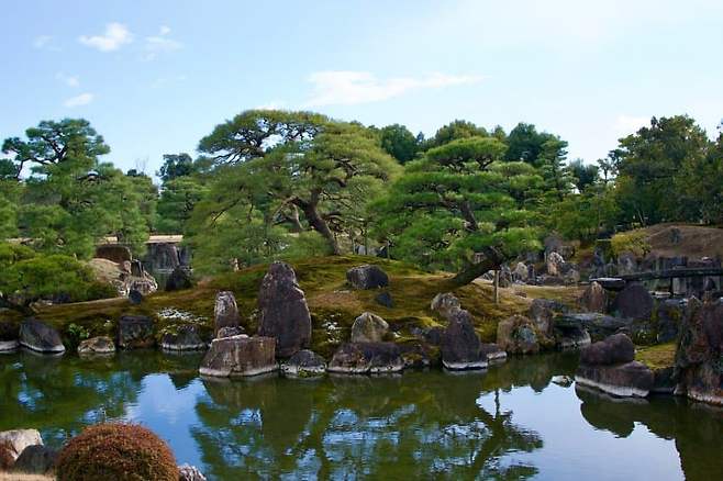 0febf400b7826ef4239e8194429c706a9d4ac5223c20bdaa6ee44bfecab7c410966ba73d197a2ef49589bfff5b369974b6bc74d821