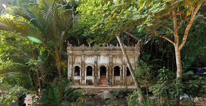 치앙마이 도이수텝 산에 위치한 사원 ‘왓 파 랏’ / 사진=에어비앤비