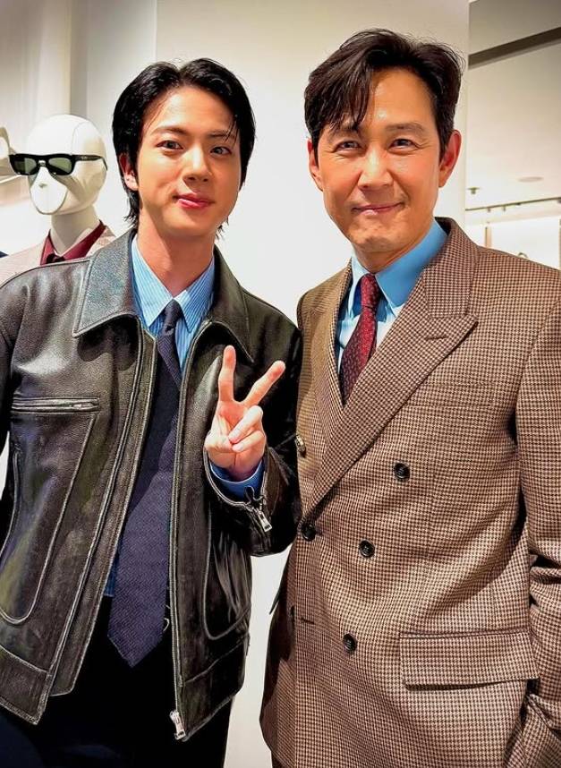 이정재 소셜 미디어