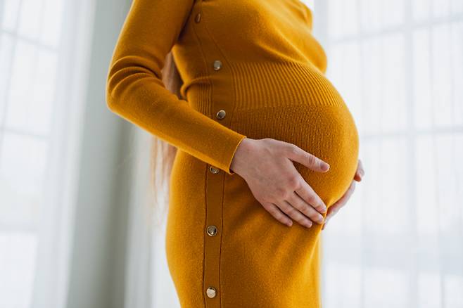 질 구멍이 없는 10대 소녀가 구강성교를 통해 임신하게 됐다고 뉴욕포스트가 보도했다. 사진은 기사와 관계없음. [사진=게티이미지뱅크]