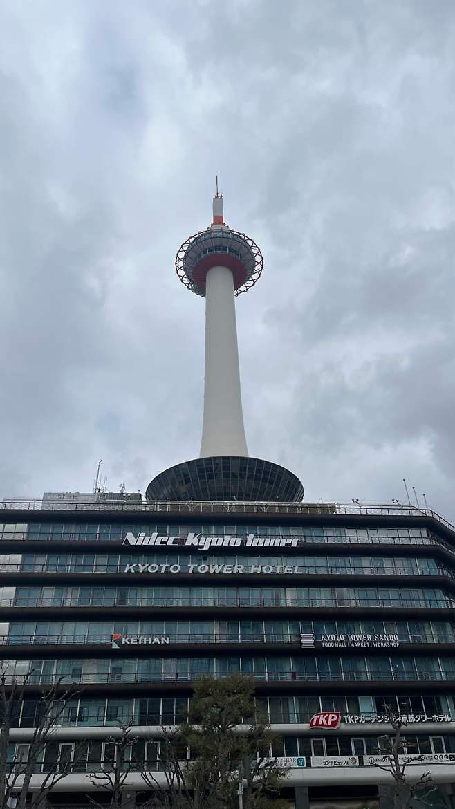 79e4817fc18a1af0239d84974e9c701f29a425ff003a49059ee61d4567ced8b9a8d83cd424532ebb49383adc4dc1a3475dd6953701