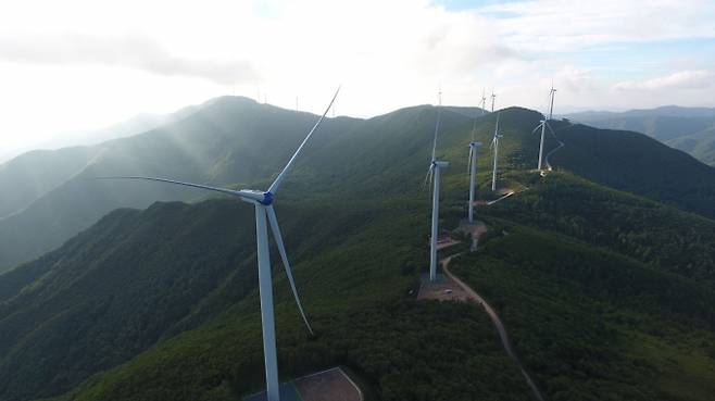 풍력발전 기업 유니슨 주가가 4일 상승하고 있다. 사진은 정암풍력단지. /사진=유니슨