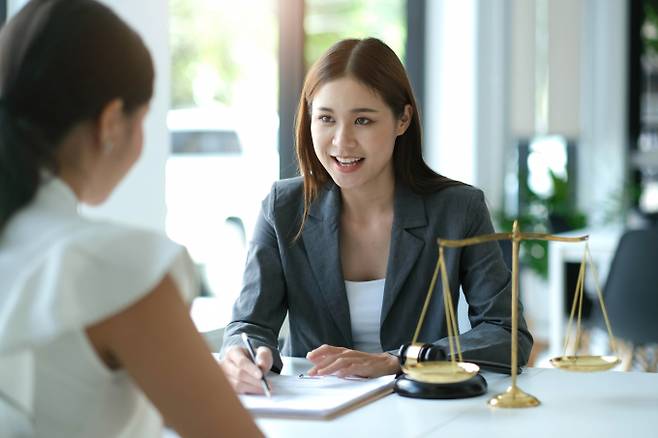 올 하반기 퇴사를 준비 중인 20대 직장인은 휴식기를 갖기 위해 재정을 준비하고 있다. /사진=이미지투데이