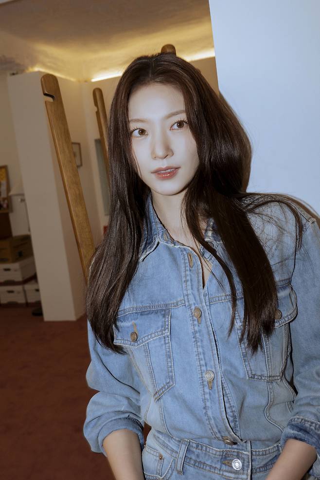 공승연. 바로엔터테인먼트