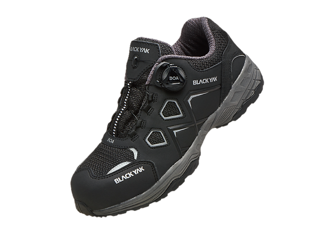 블랙야크 워크웨어의 대표 상품인 안전화 YAK-405D