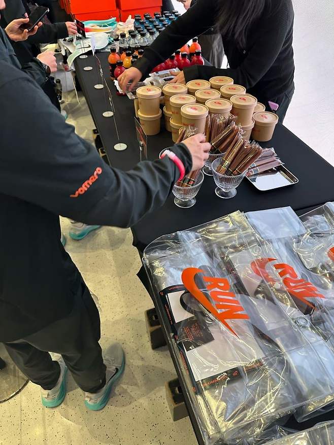 75e4f177b38b68ff23e88390339c706ad51d81e427255eb12a519f3366d949316f9ba691a87392b423eaa6ecfc267175f90f270329