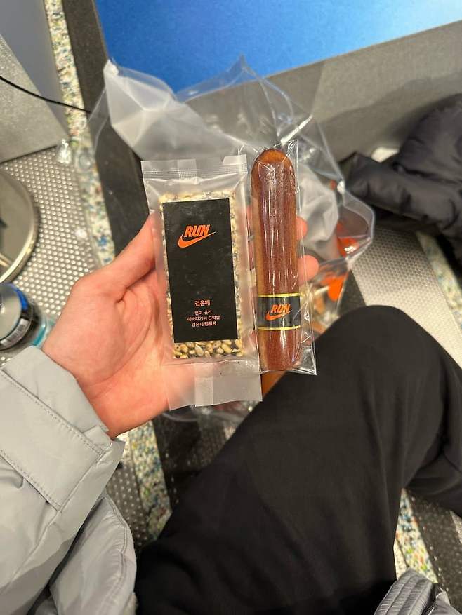 7ce48573c1f41982239e80e0419c706b37927347672cb910c7c095f55d1939c2b21589347afa0daef9107e267539a0e12f66e4c945