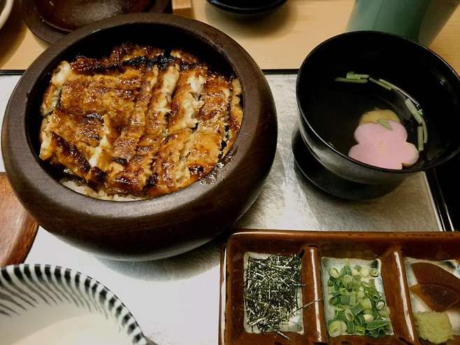 75f3da36e2f206a26d81f6ec43887d6efb