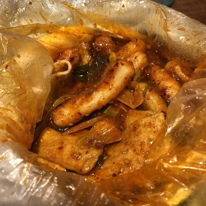 1000071481.jpg 제주도 서귀포시 출신이면 고등학교 야자시간에 몰래 시켜먹었다는 분식집