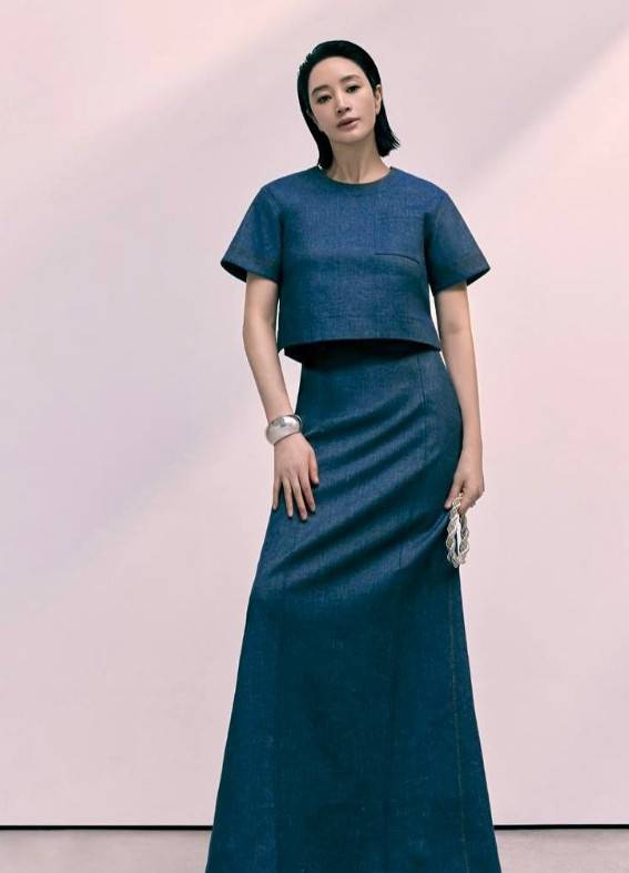 김혜수 소셜미디어