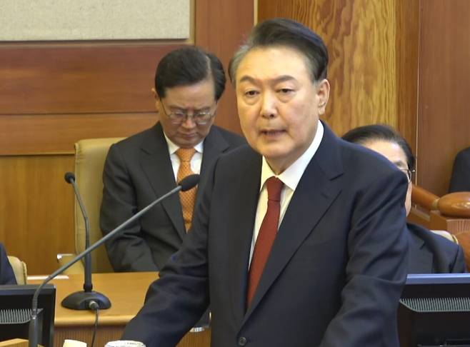 윤석열이 2월25일 헌법재판소에서 열린 탄핵심판 11차 변론에서 최종 의견 진술을 하고 있다. ⓒ연합뉴스