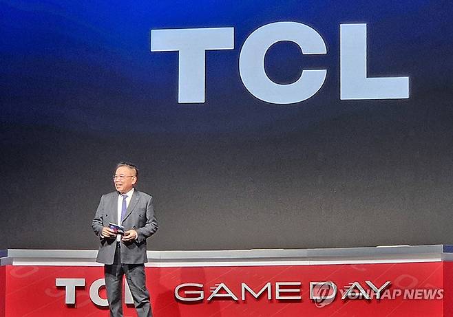 CES 2025 프레스 콘퍼런스에 나선 리둥성 TCL 회장 [연합뉴스 자료사진]