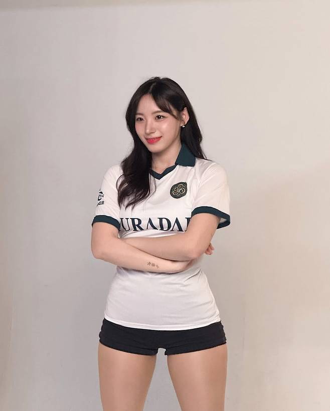 482741882_18488378128017701_7259001130948848280_n.jpg 하지원 치어리더 인스타 업뎃 (김포FC 프로필 사진)