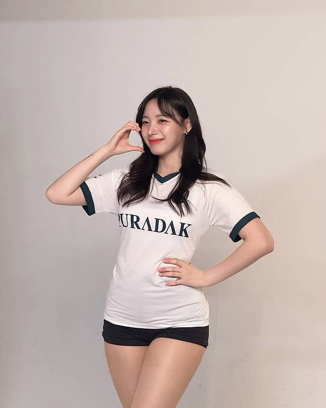 482714075_18488378155017701_3499147785007638732_n.jpg 하지원 치어리더 인스타 업뎃 (김포FC 프로필 사진)