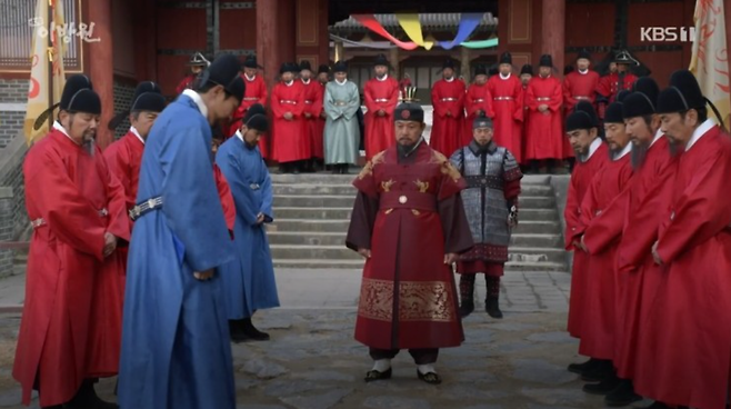 조선) 태종 이방원의 왕권강화 정책들 | 역사돋보기