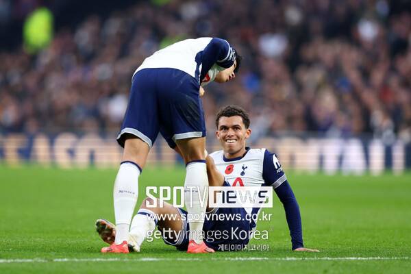 ▲ 부상 당한 토트넘 홋스퍼 공격수 브레넌 존슨(사진 위), 중앙 수비수 라두 드라구신(사진 아래).