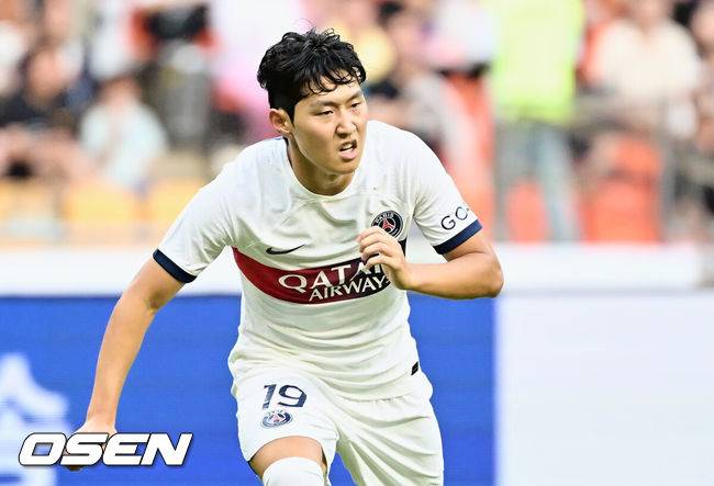 [OSEN=부산, 이석우 기자] 파리 생제르맹 FC(PSG) 이강인 197 2023.08.03 / foto0307@osen.co.kr