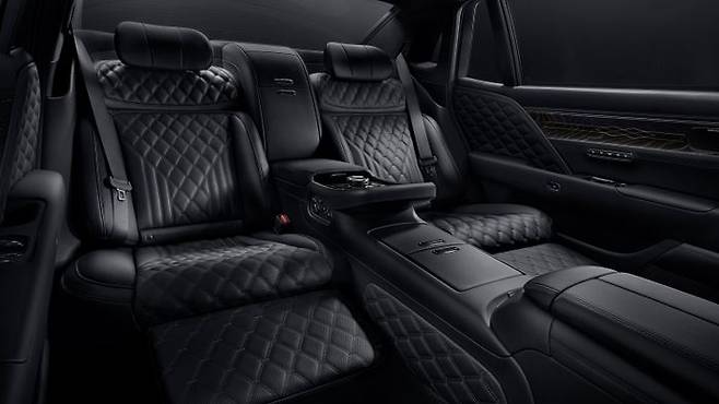 G90 롱휠베이스 블랙ⓒ제네시스