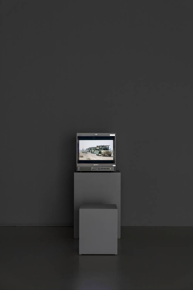 와엘 샤키의 영상 작품 ‘텔레마치 사다트’(2007). [바라캇 컨템포러리]