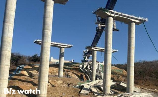 서울~세종고속도로 천안~안성 구간 천용천교 붕괴 현장/자료=국토교통부 제공