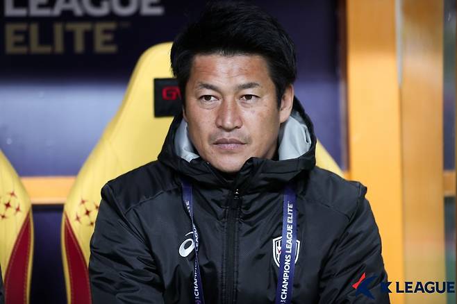 요시다 타카유키 빗셀 고베 감독. /사진=한국프로축구연맹 제공