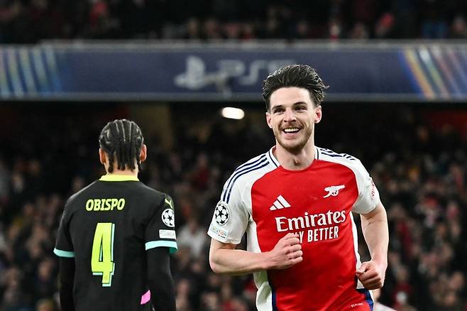 13일 에인트호번과 경기에서 골을 넣은 뒤 기뻐하는 아스널의 데클런 라이스