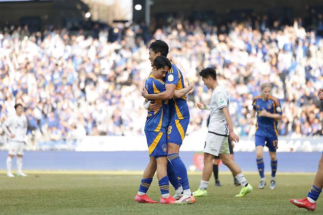 울산문수축구경기장/ K리그1/ 울산HDFC vs 제주SKFC/ 울산 허율 득점/ 골 세레머니/ 사진 김정수