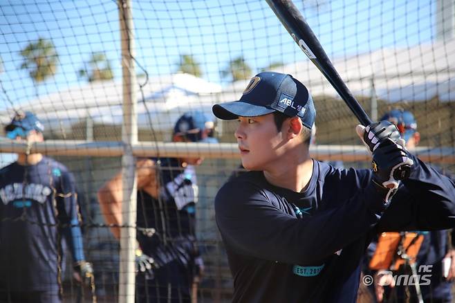 NC 외야수 박시원은 이호준 신임 감독의 많은 기대를 받고 있다. 특급 유망주인 그는 올해 잠재력을 터트릴 수 있을까. NC 다이노스