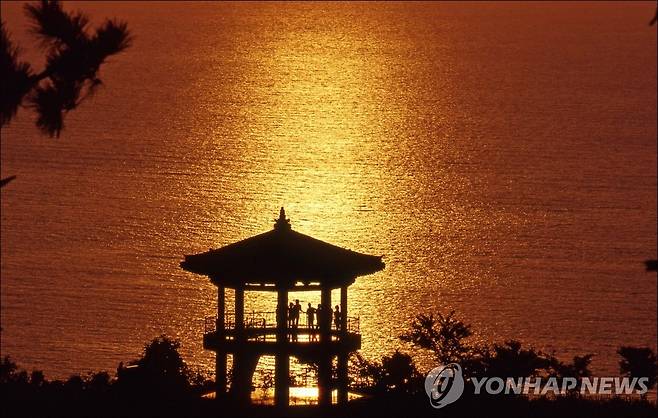 백수 해안도로 노을 [연합뉴스 자료]