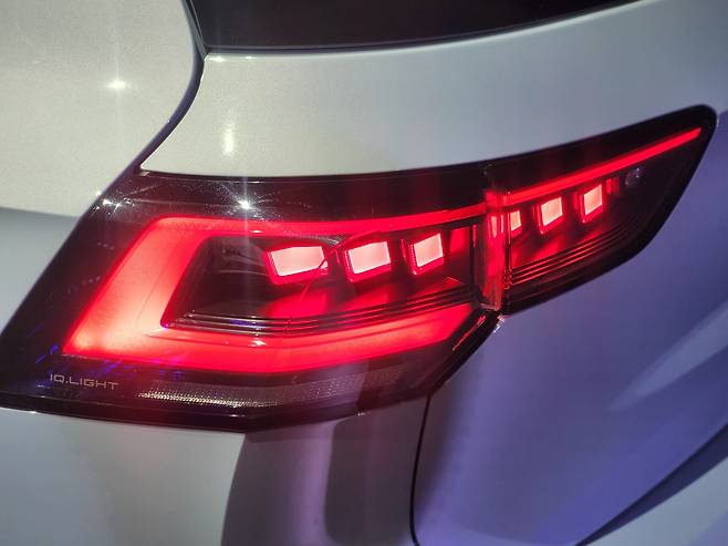 IQ.라이트가 적용된 리어램프./사진=도다솔 기자