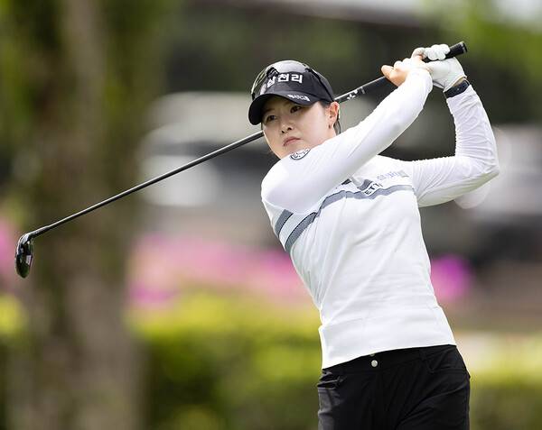 한국여자프로골프(KLPGA) 투어 2025시즌 첫 대회인 블루캐니언 레이디스 챔피언십에 출전한 고지우 프로가 1라운드에서 경기하는 모습이다. 사진제공=KLPGA