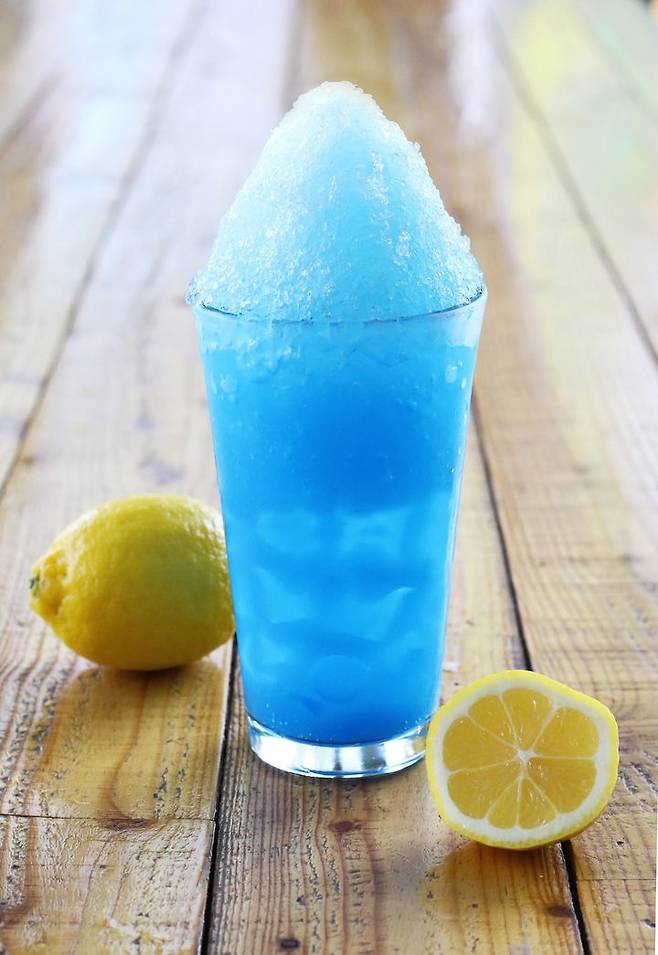 [서울=뉴시스] 얼음이 갈려있는 슬러시 음료의 모습이다 (사진=페이스북  캡쳐) 2025.03.13.photo@newsis.com *재판매 및 DB 금지