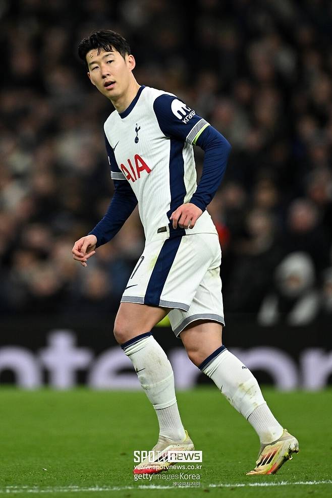 ▲ 모두가 행복하게 끝낸 90분이었다. 손흥민의 경기 지배력은 여전했다. 존재감이 없어 토트넘에서 떠나야 한다던 일부 비판을 잠재우기에 충분했다. 오도베르는 중요한 순간 토트넘 데뷔골을 멀티골로 완성했다. 솔랑케의 스트라이커 능력도 돋보였다.